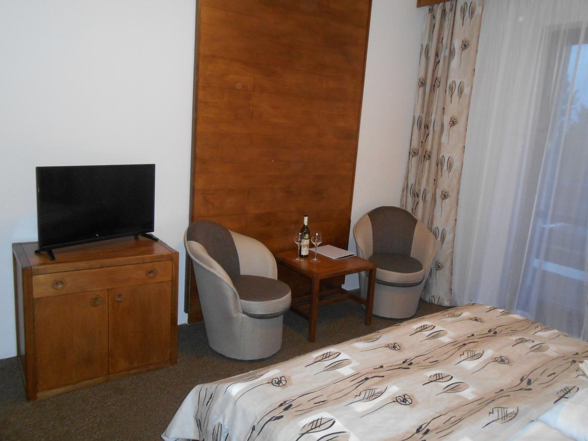 Hotel Битов Экстерьер фото