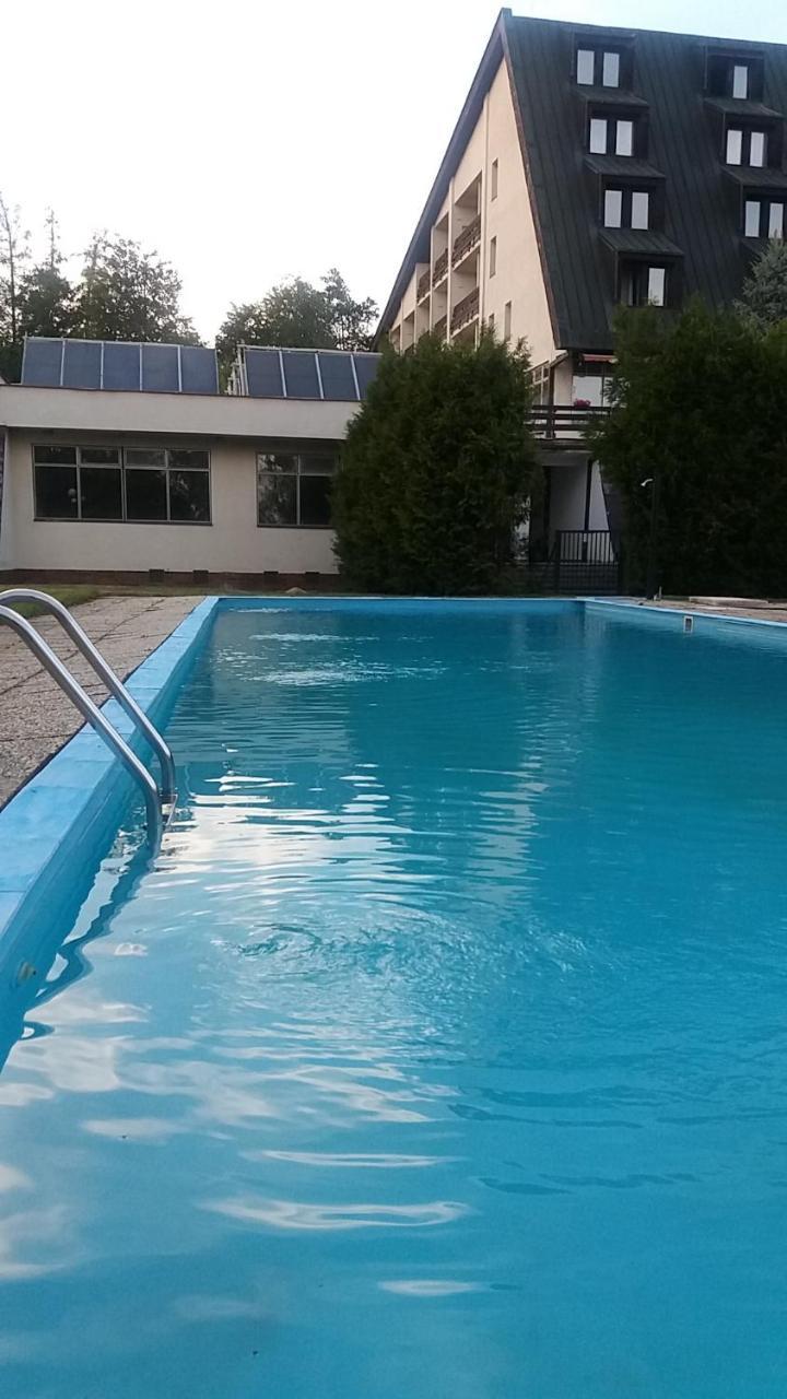 Hotel Битов Экстерьер фото